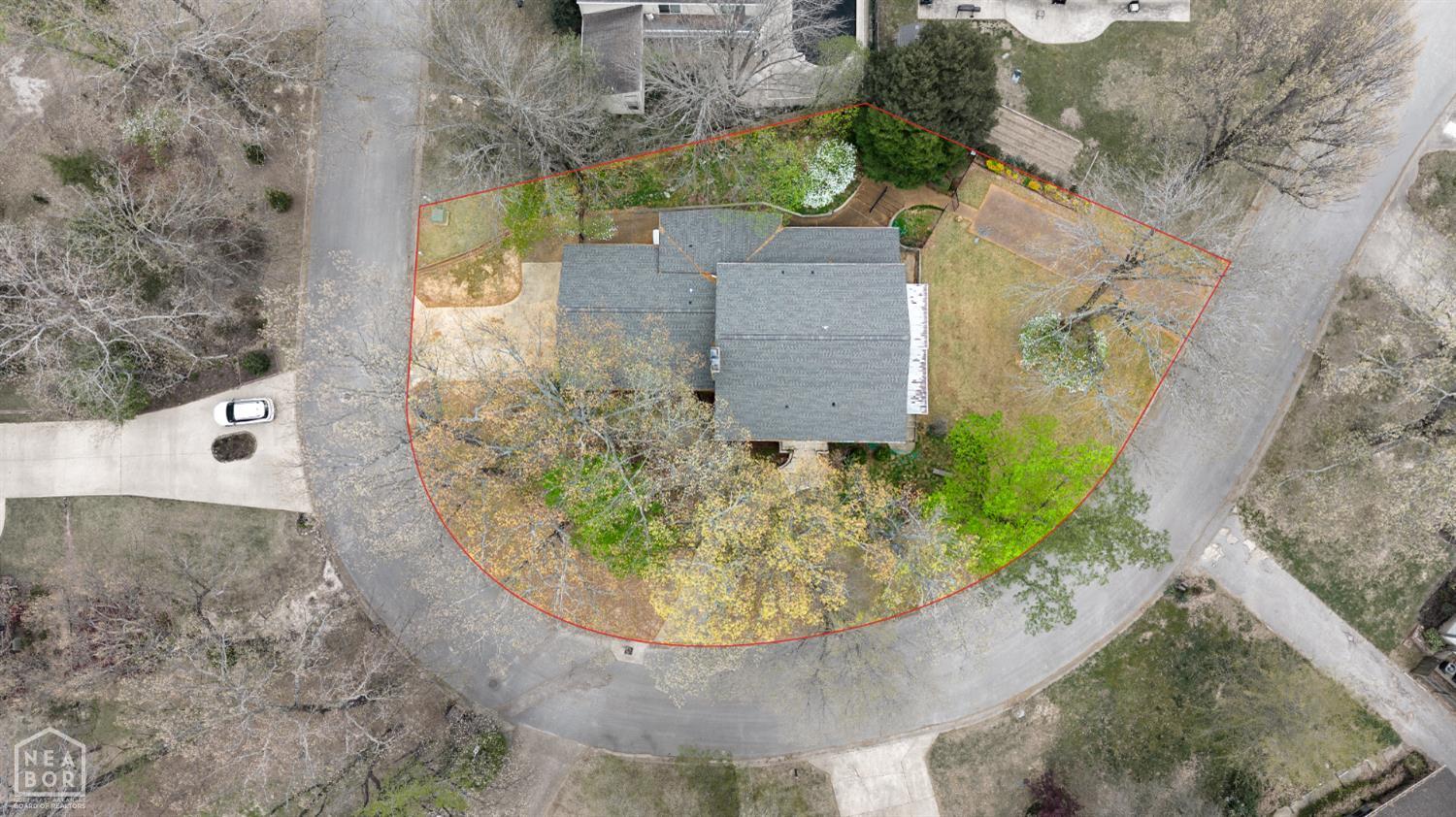 1407 Redbud Circle — photo