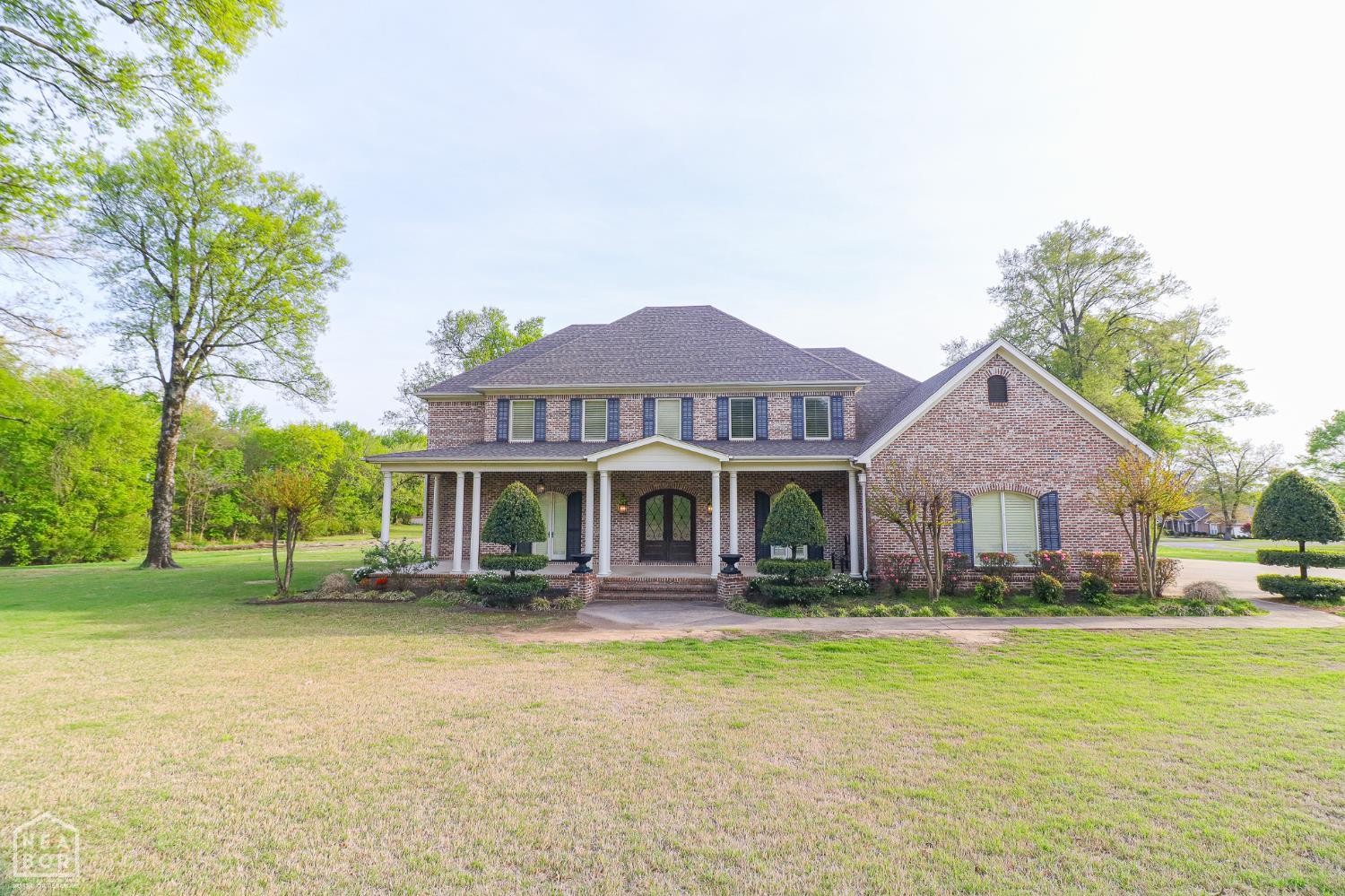 501 E Lawson Road — photo