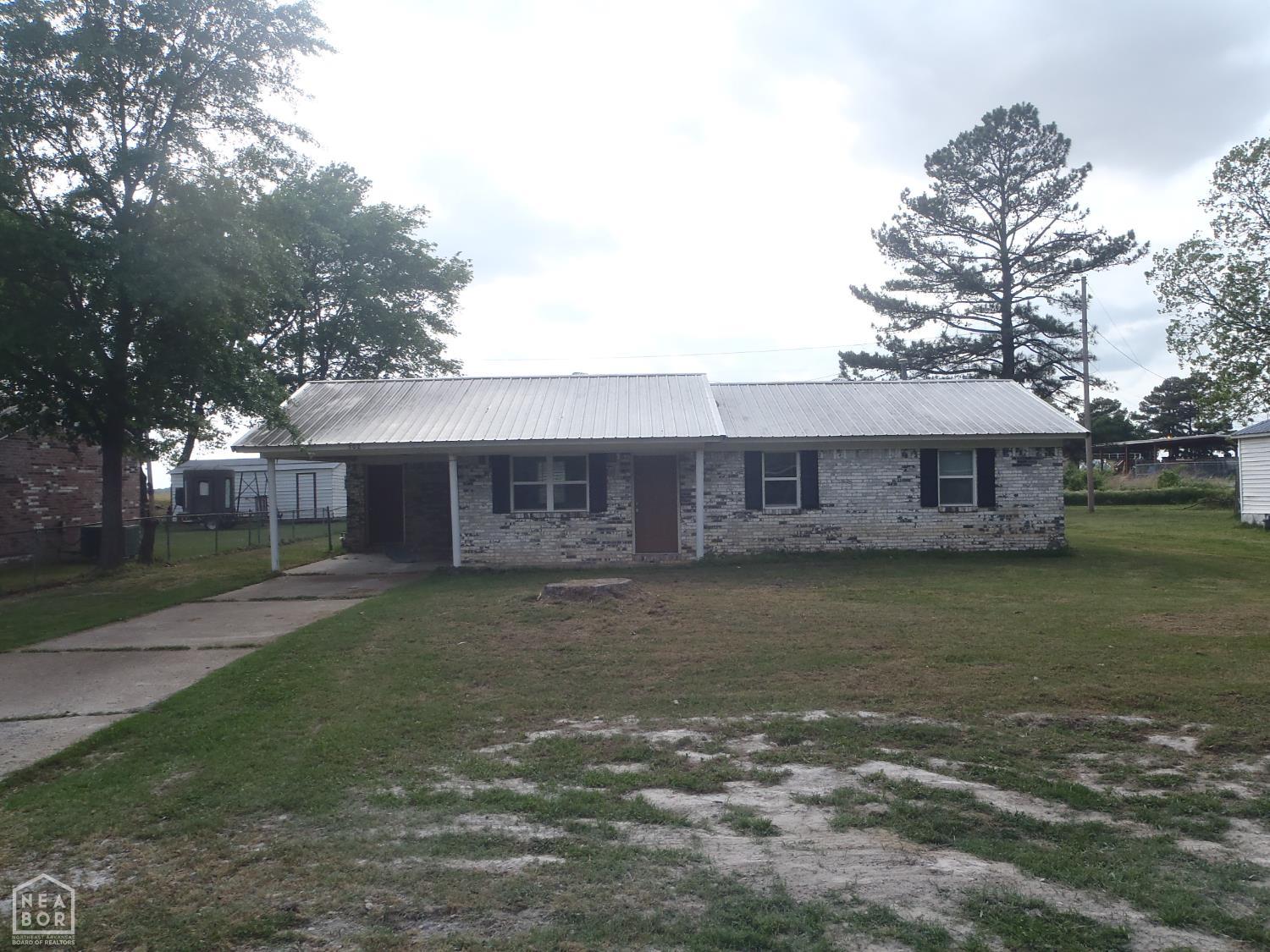 302 Norma — photo