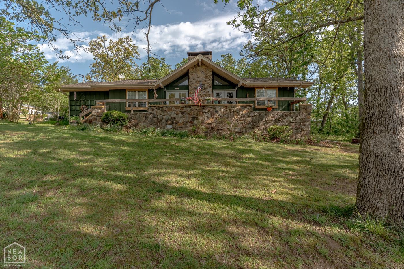 208 Fairway Drive — photo