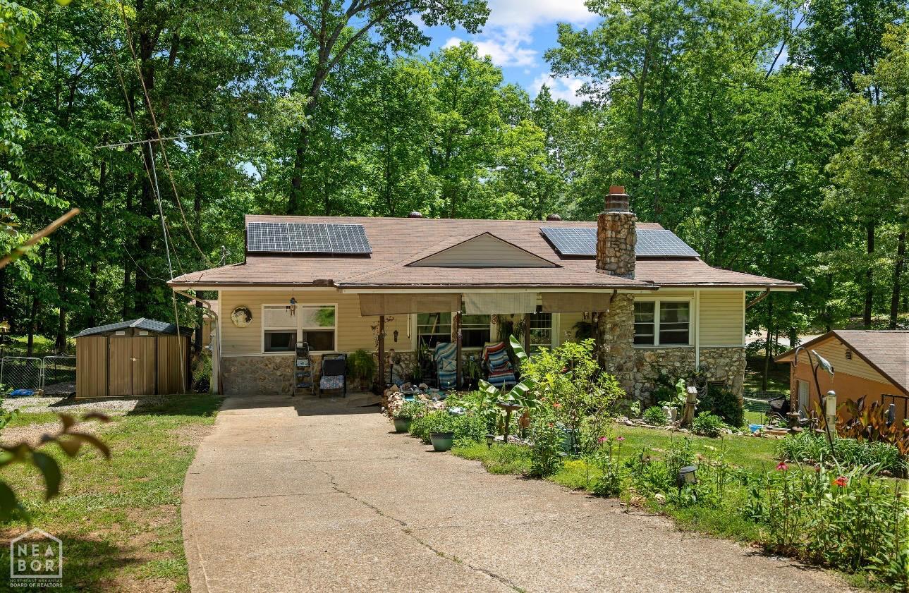 17 Iroquois Cr — photo