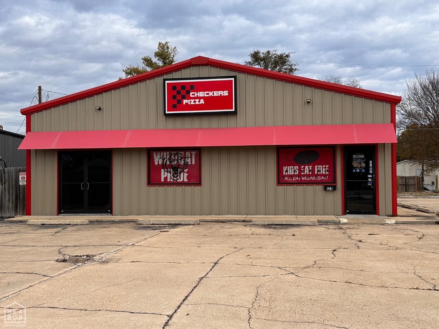 124 Hwy 463 S — photo