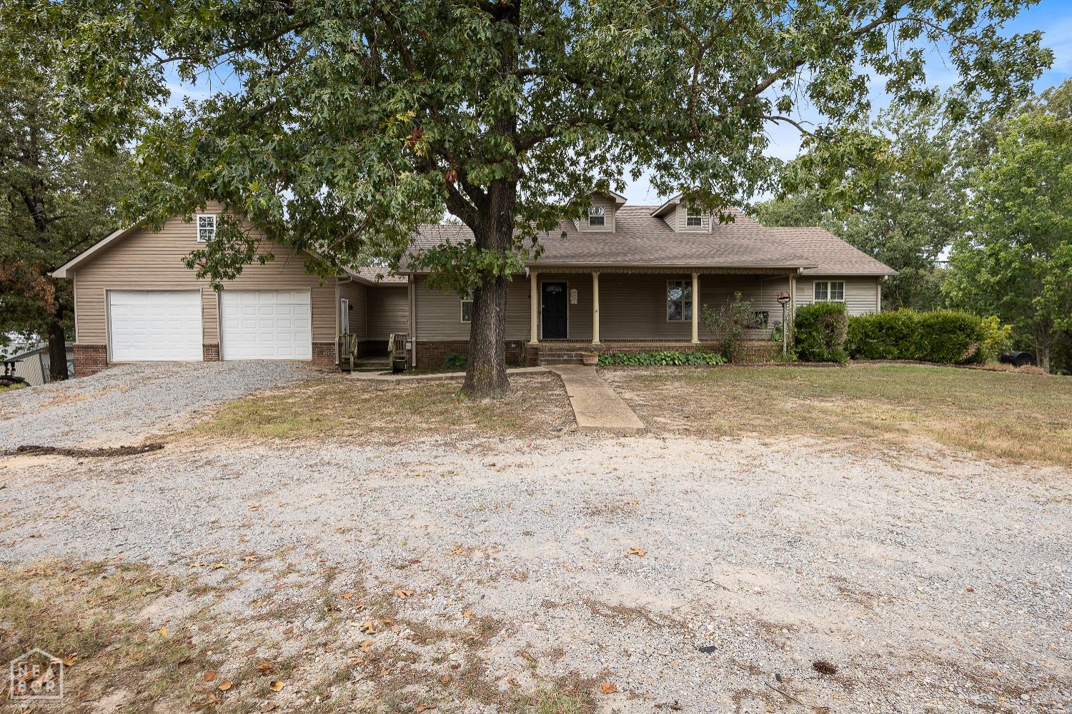 14 Law 351 Road — photo