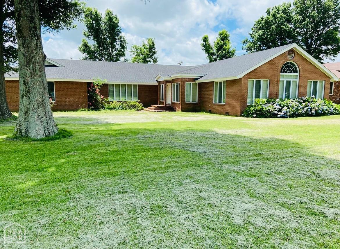 205 W Riverside, Marked Tree, AR 72365 — photo 2