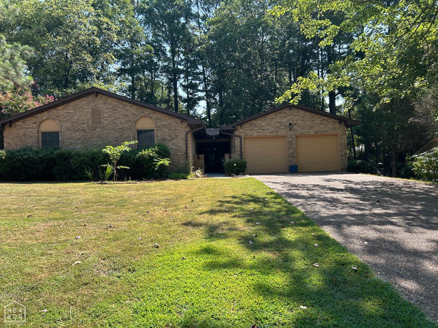 2104 Indian Trails Street — photo