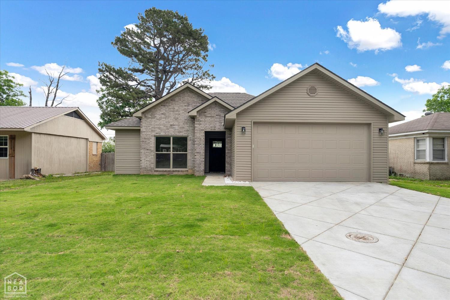 208 Ridgecrest Drive, Walnut Ridge, AR 72476