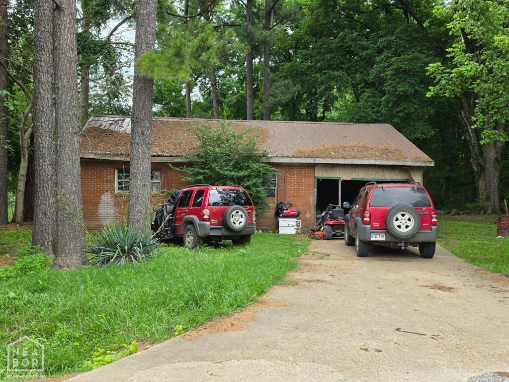 304 County Road 365 — photo
