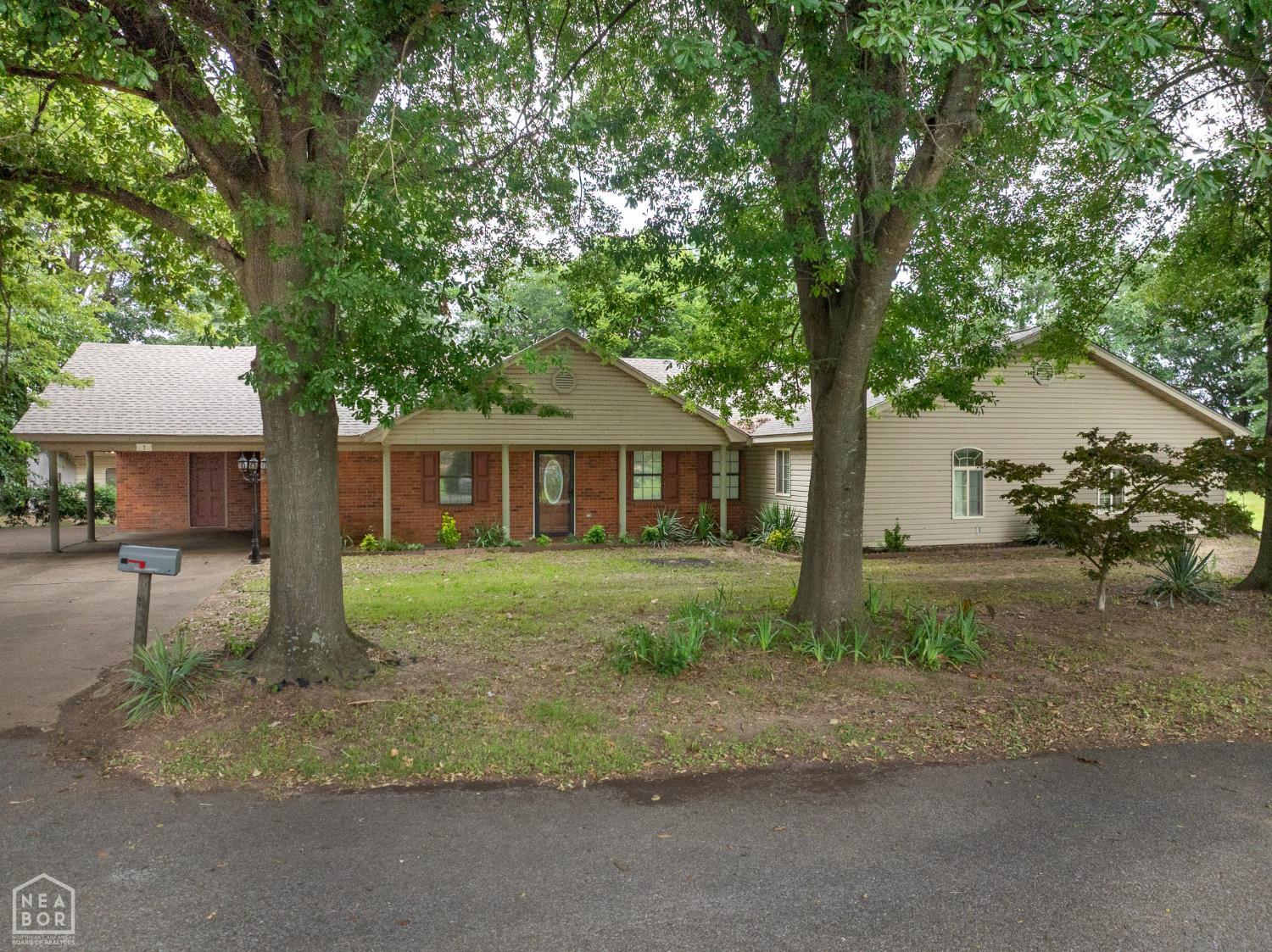 7 Fawn Trail — photo