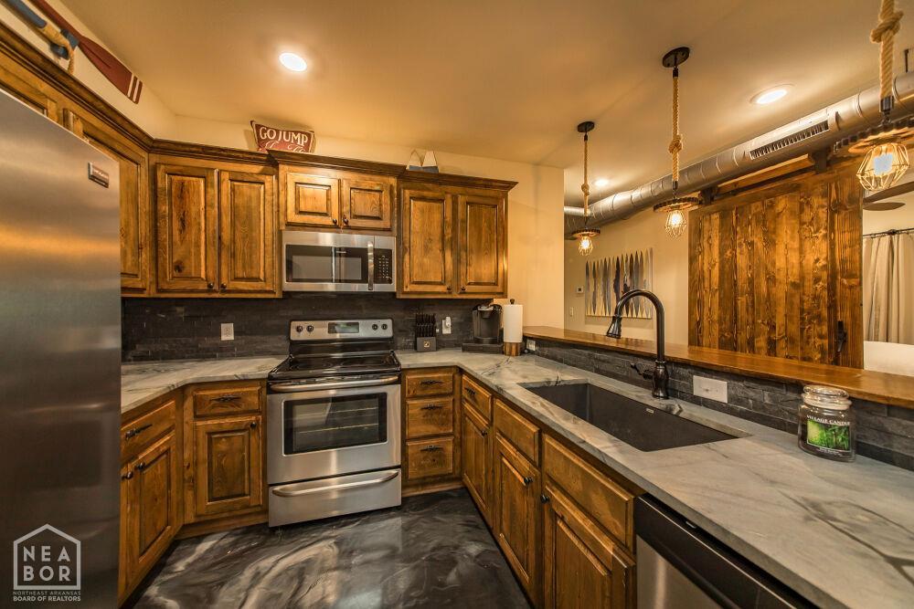 7910 Edgemont Road, Greers Ferry, AR 72067 — photo 2
