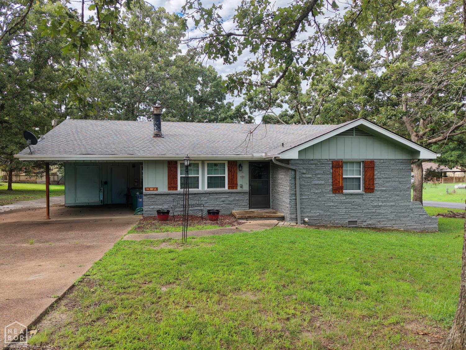 301 Ruby Lane — photo
