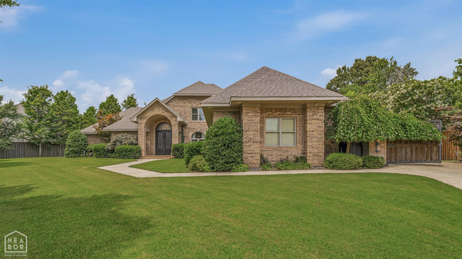 2321 Grand Oaks Cove — photo