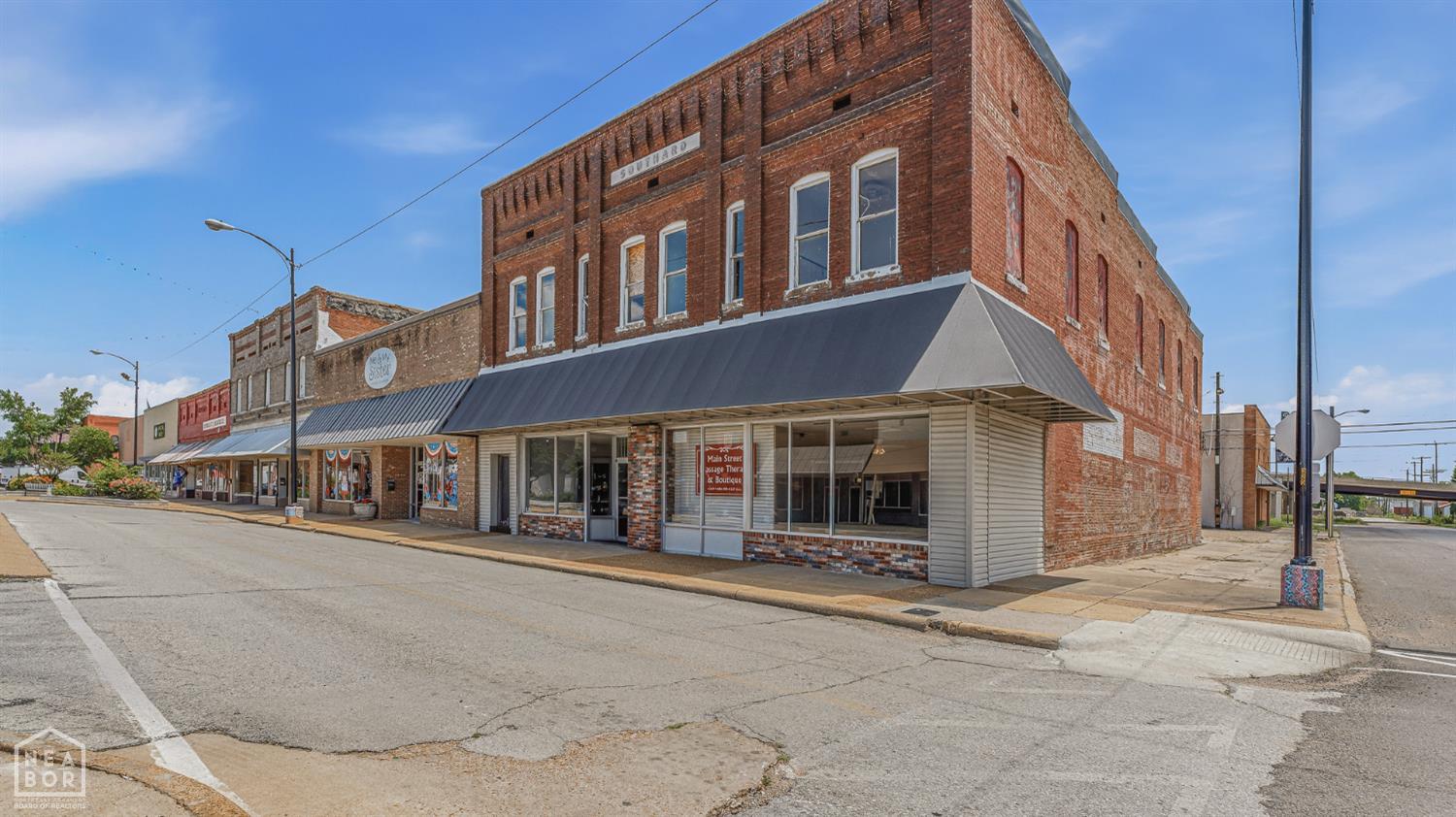 325 W Main Street — photo