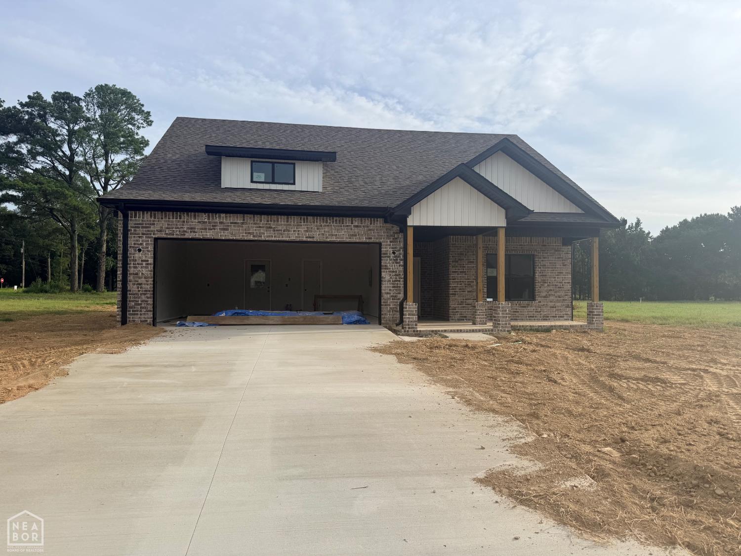105 Horseshoe Creek Drive — photo