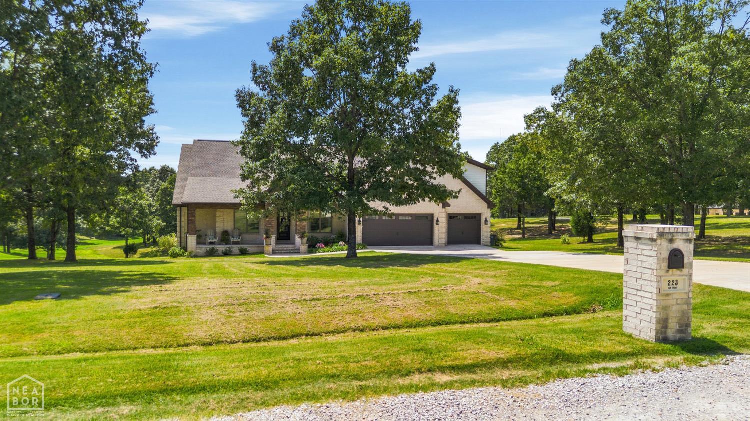 223 County Road 7598 — photo