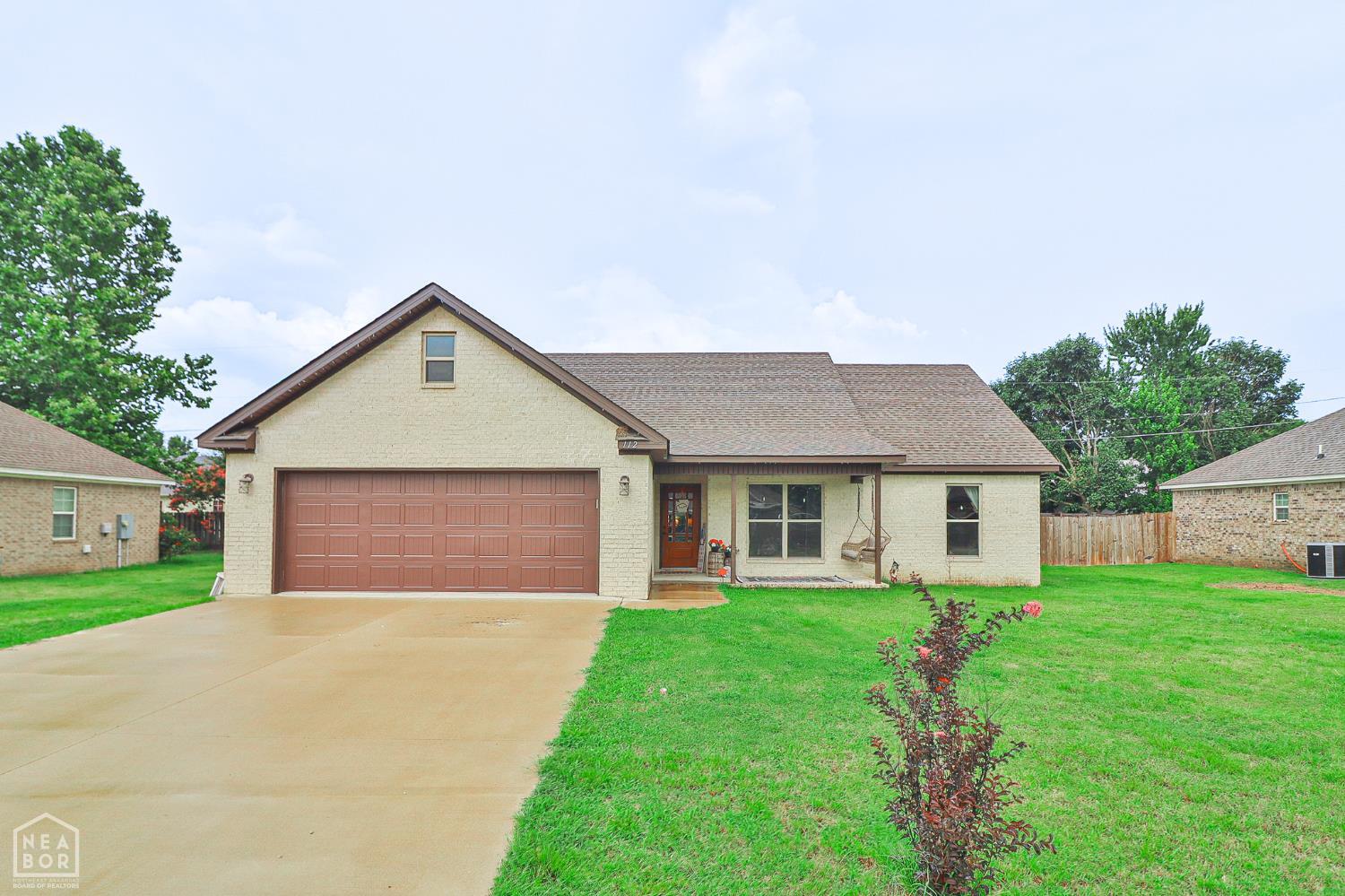 112 Pecan Street — photo