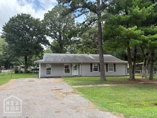 2309 Mary Jane — photo