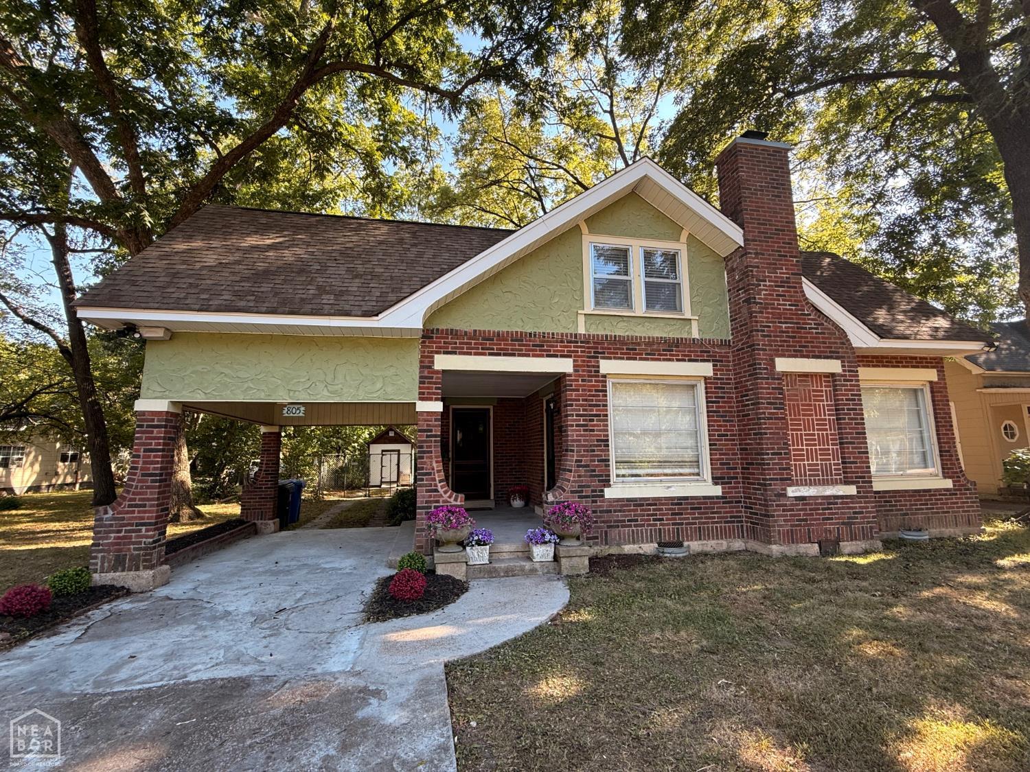 805 W Jefferson Ave — photo