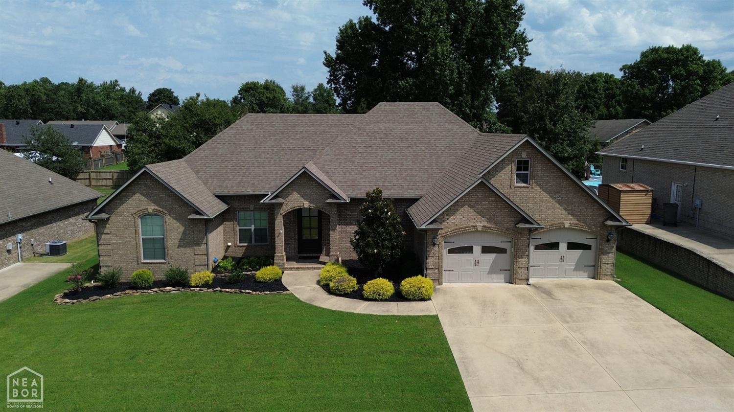 4303 Phillips Drive — photo
