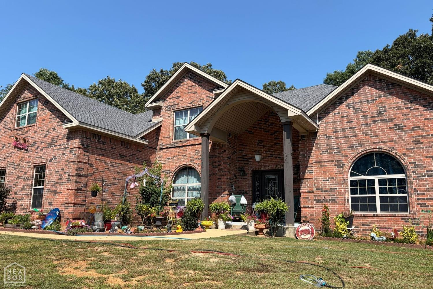 8202 Oak Creek Lane — photo