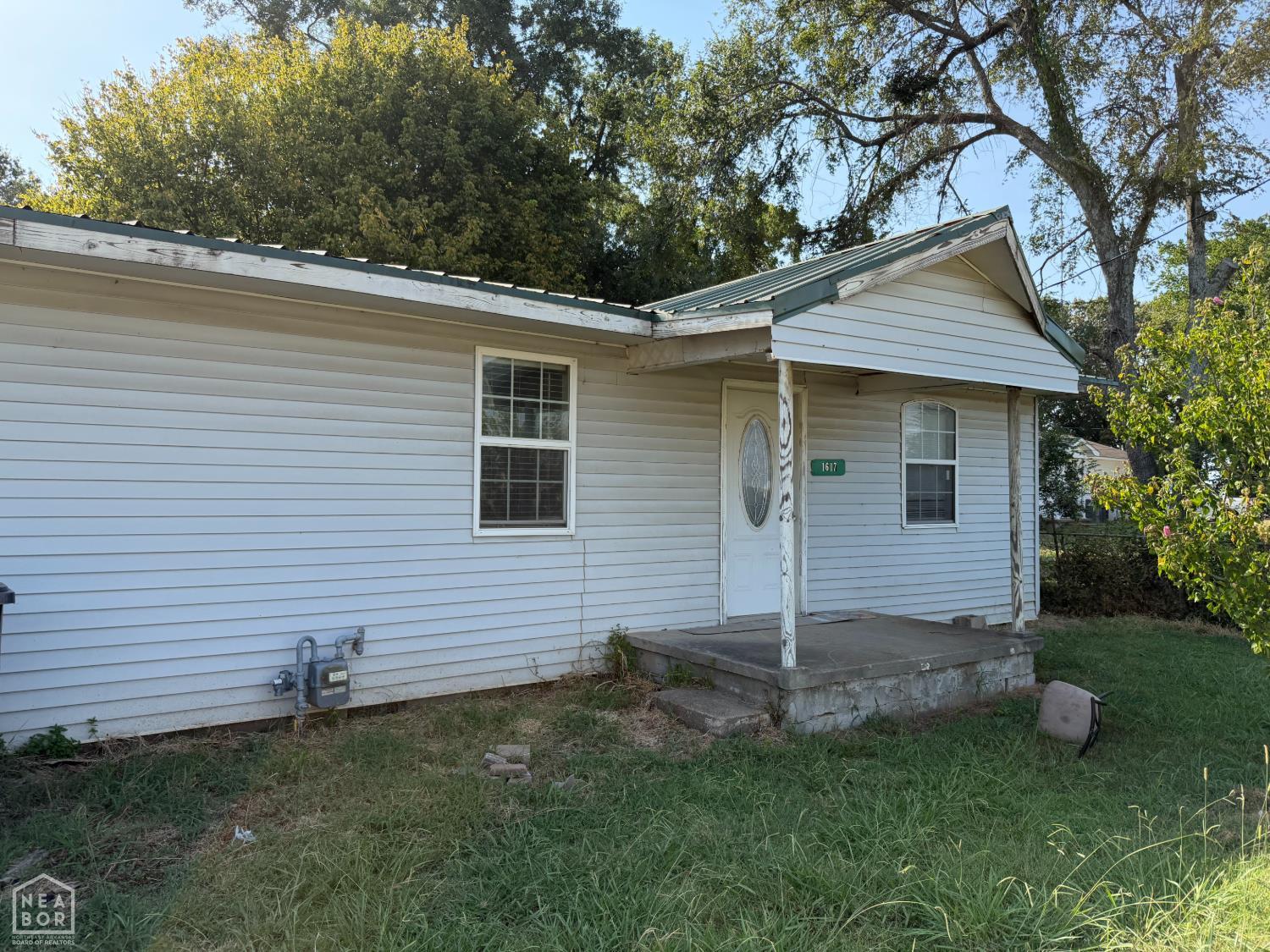 1617 Kathleen Street — photo