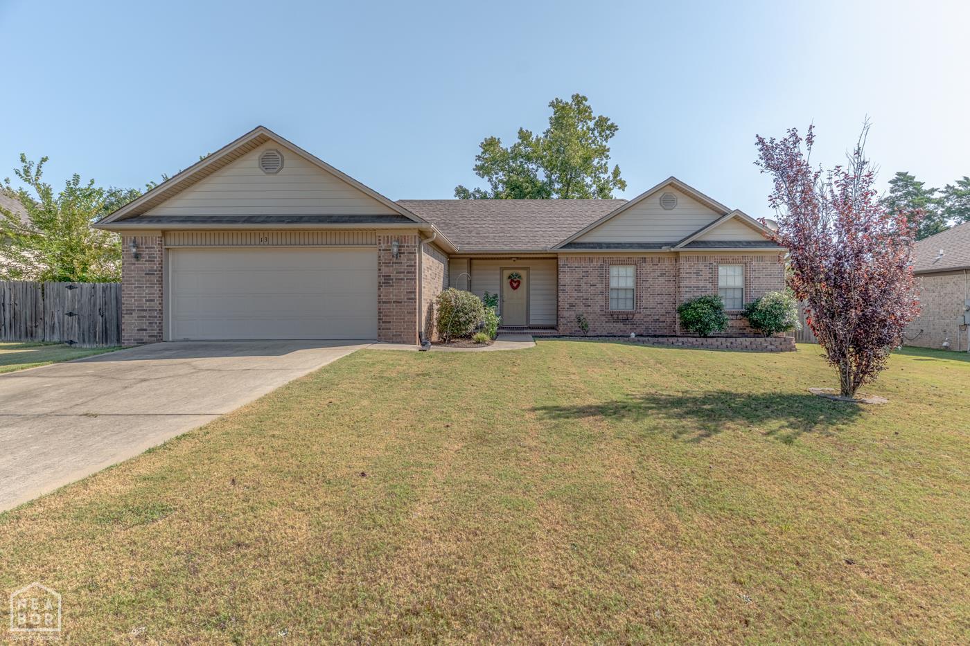 13 Trinity Drive — photo