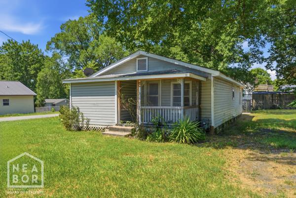 8 Locust Street — photo