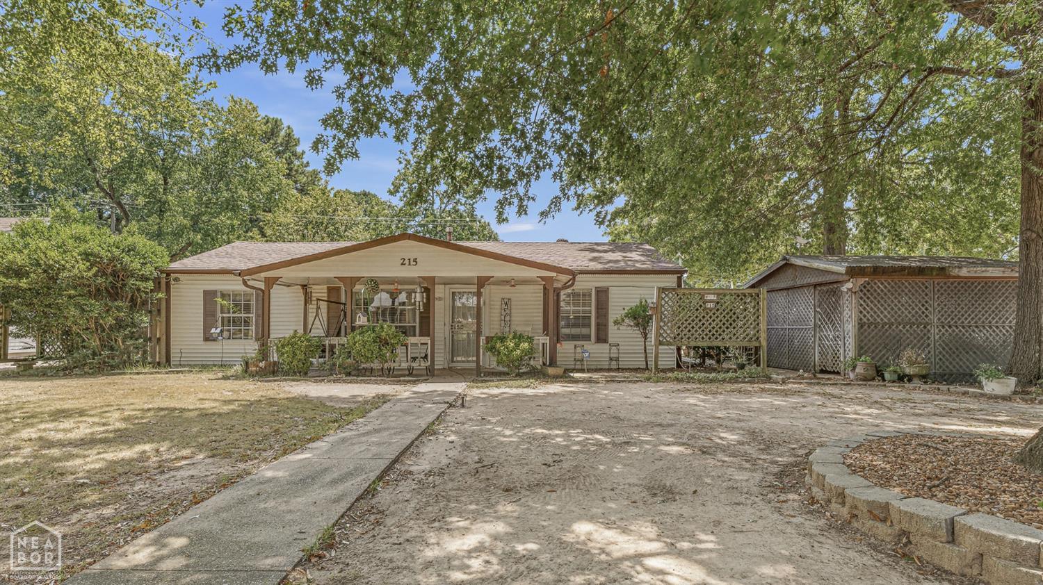 215 W Easy Street — photo