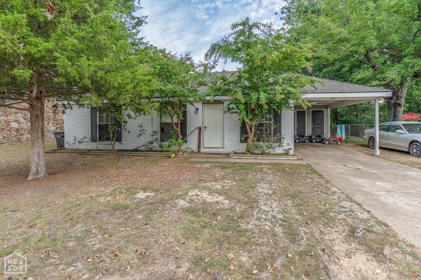 304 W Alpine St — photo