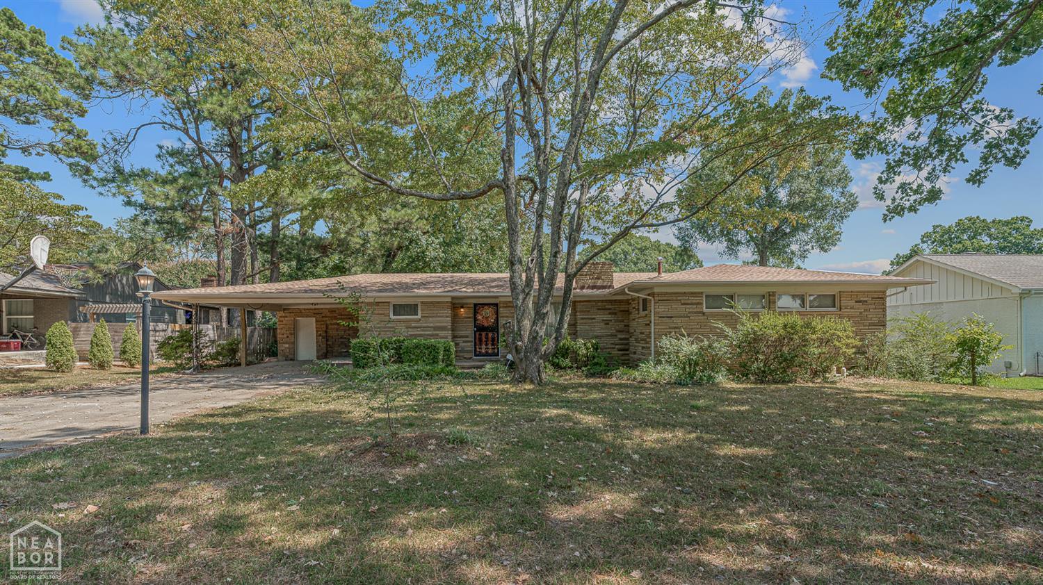1106 Cardinal Road — photo