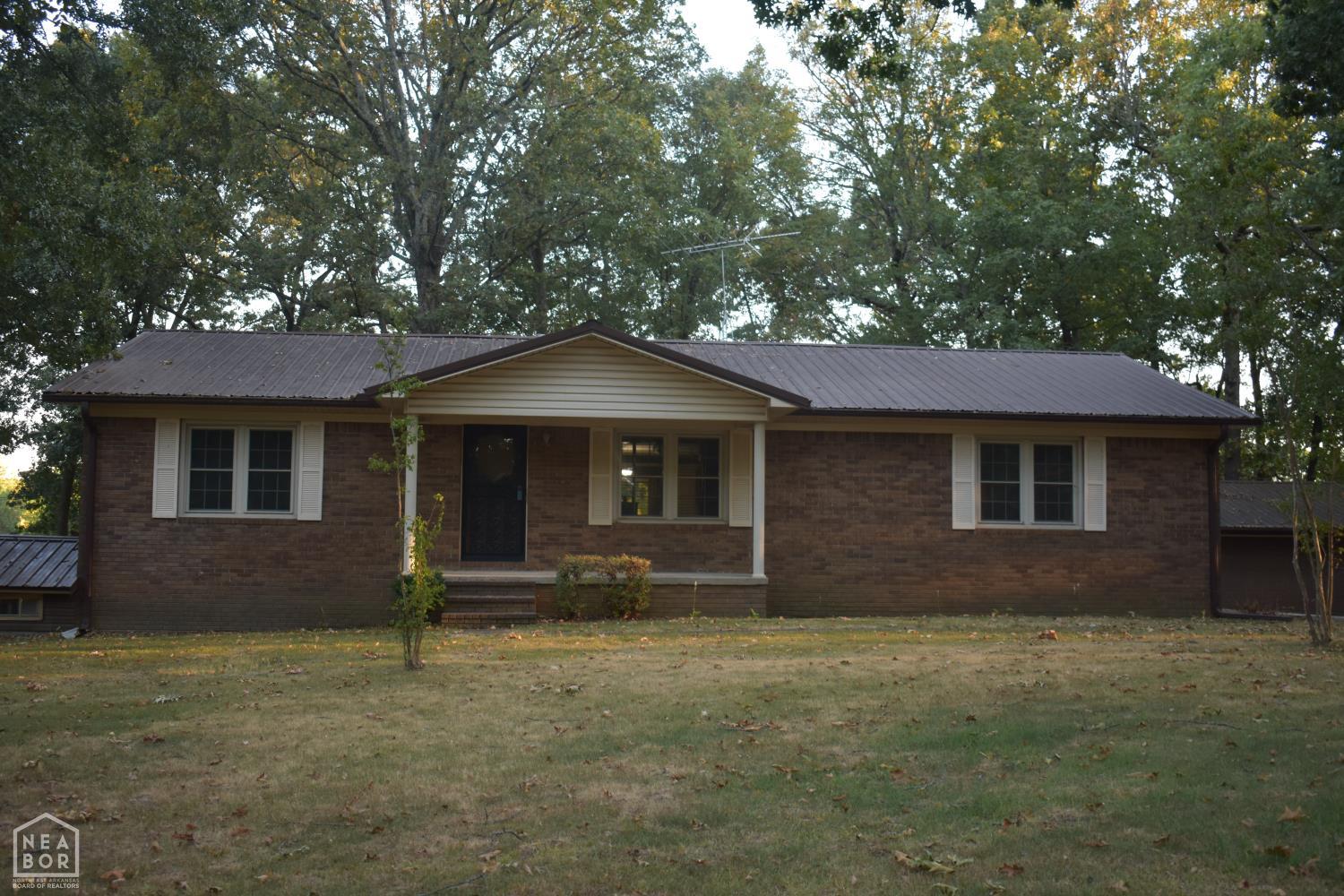 5003 Lynette Drive — photo