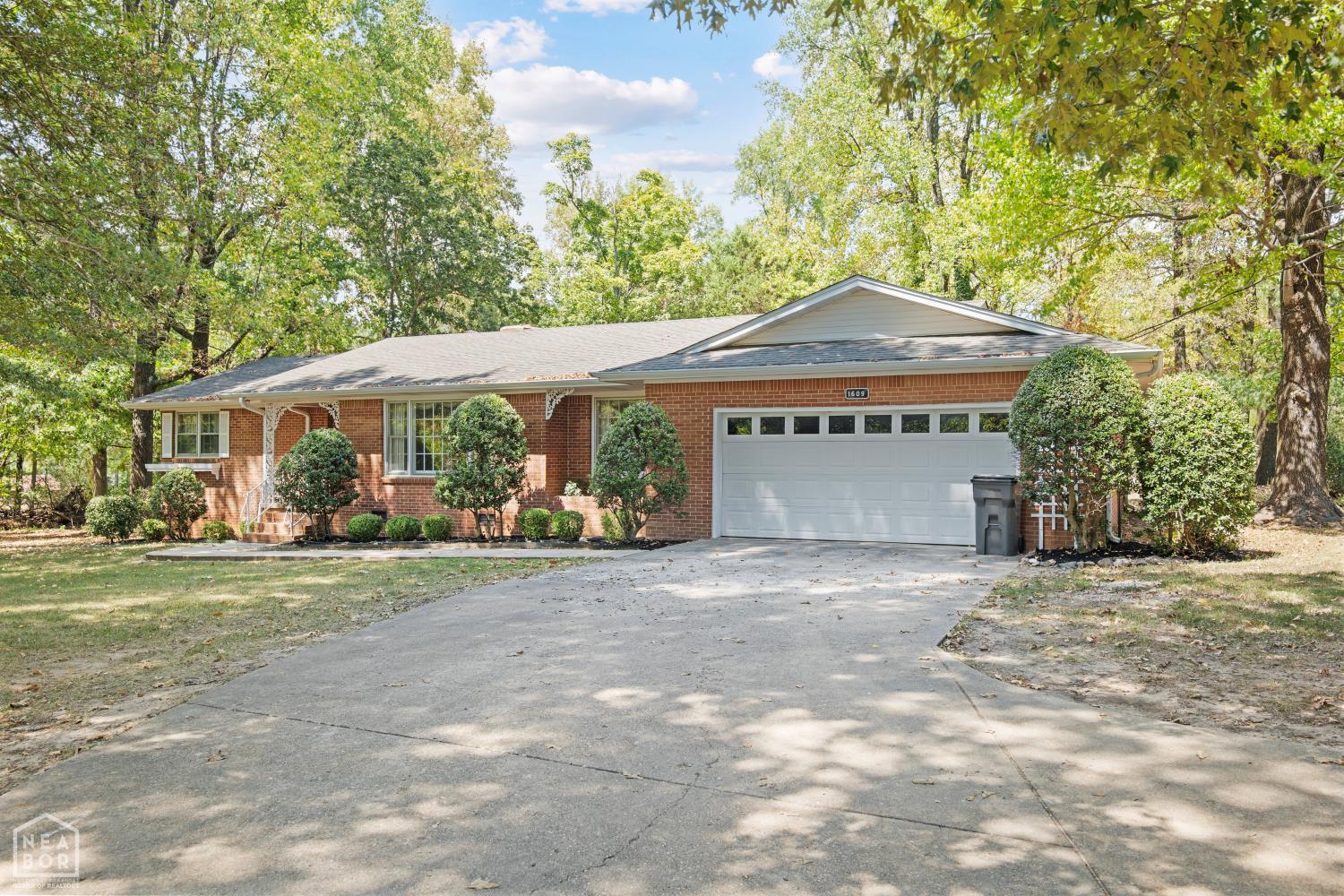 1609 Campground Road — photo