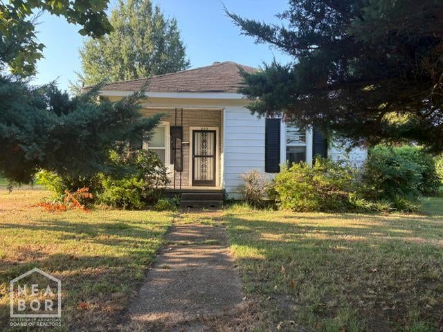 205 Speedway — photo