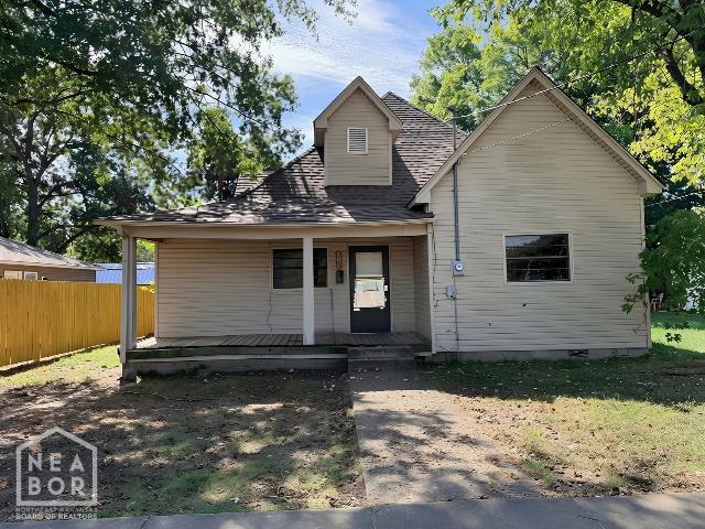 506 E Court Street E — photo