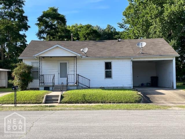505 E Poplar Street — photo
