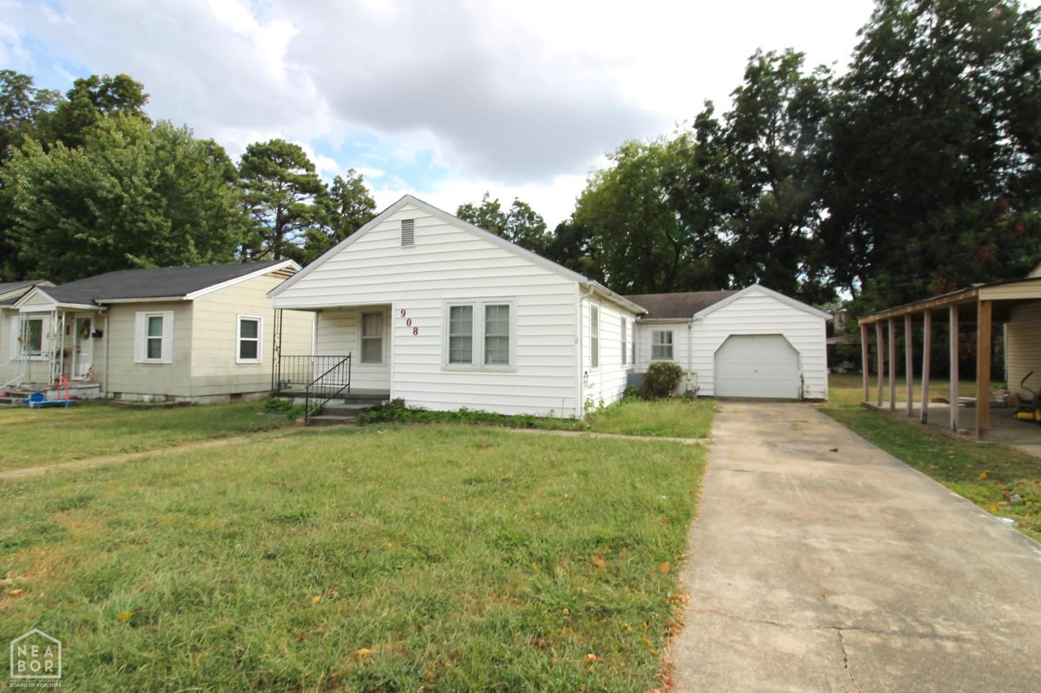 908 W Thompson Street — photo