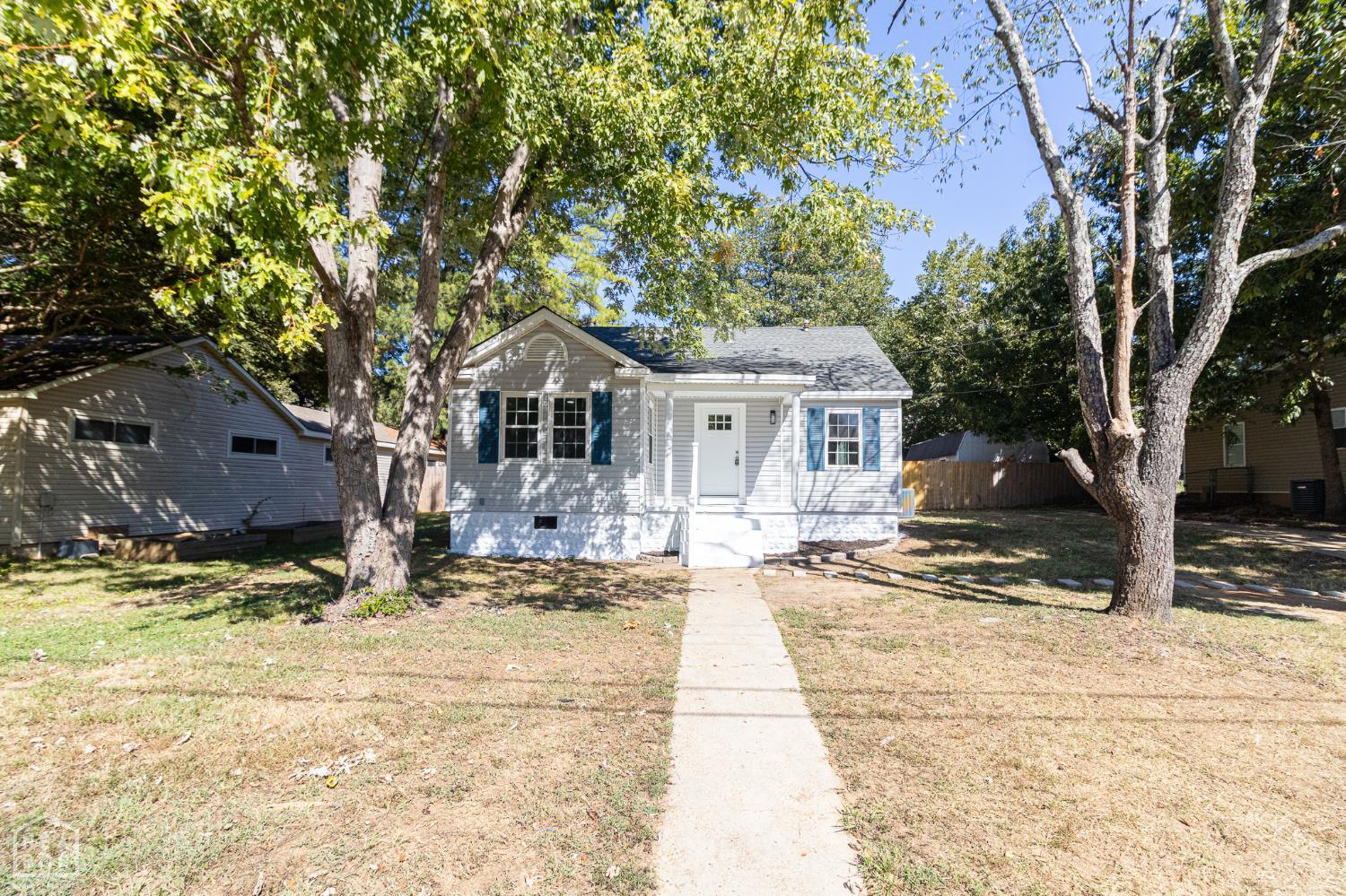 1206 Sims Avenue — photo