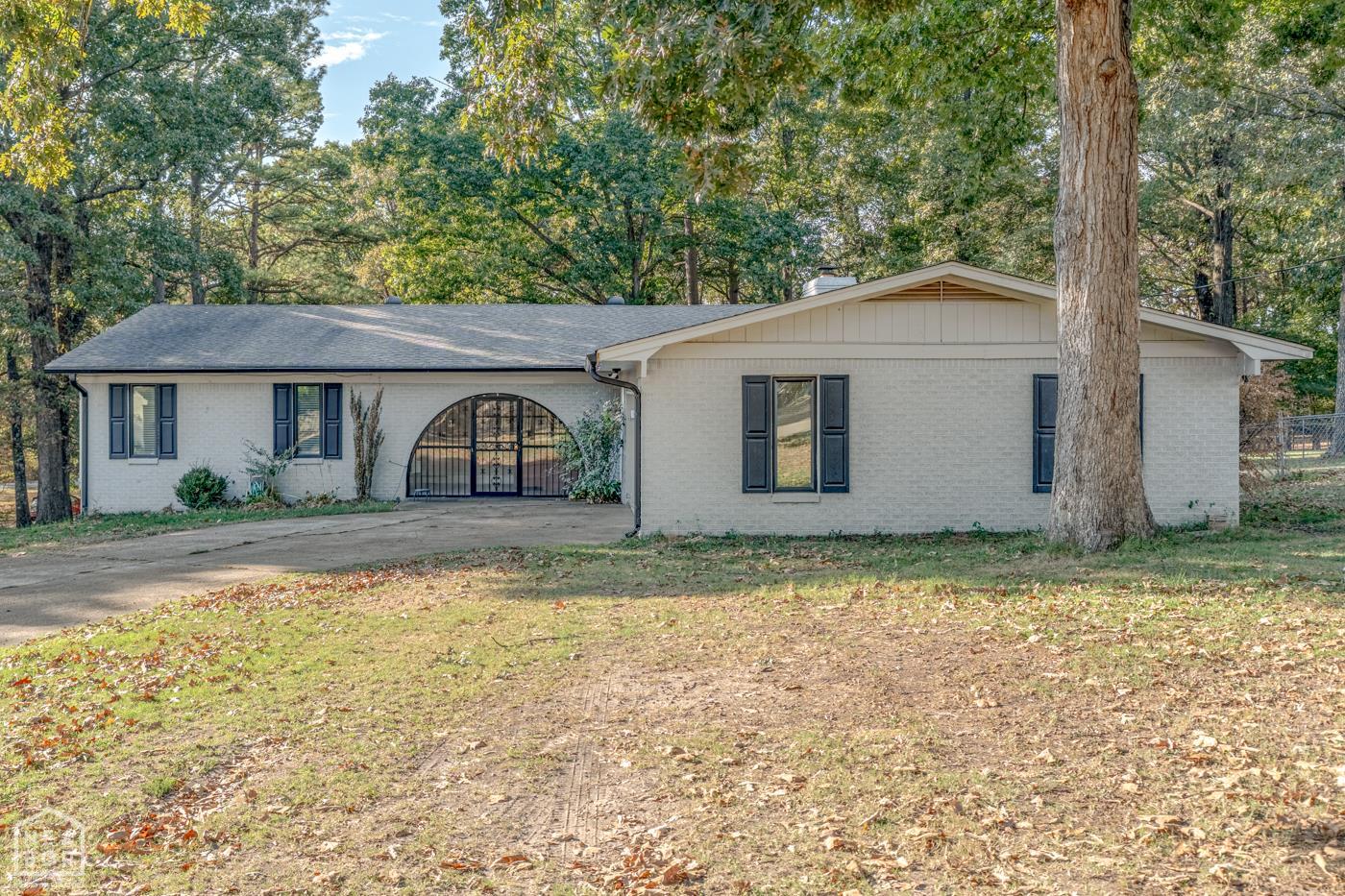 1715 High Ridge Lane — photo