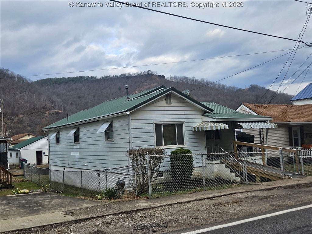 2509 Third Avenue — photo