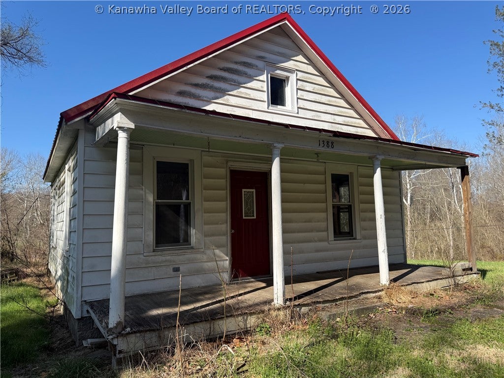 1388 Sliding Hill — photo