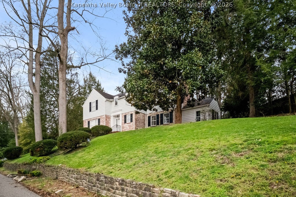 606 Briarwood Road — photo