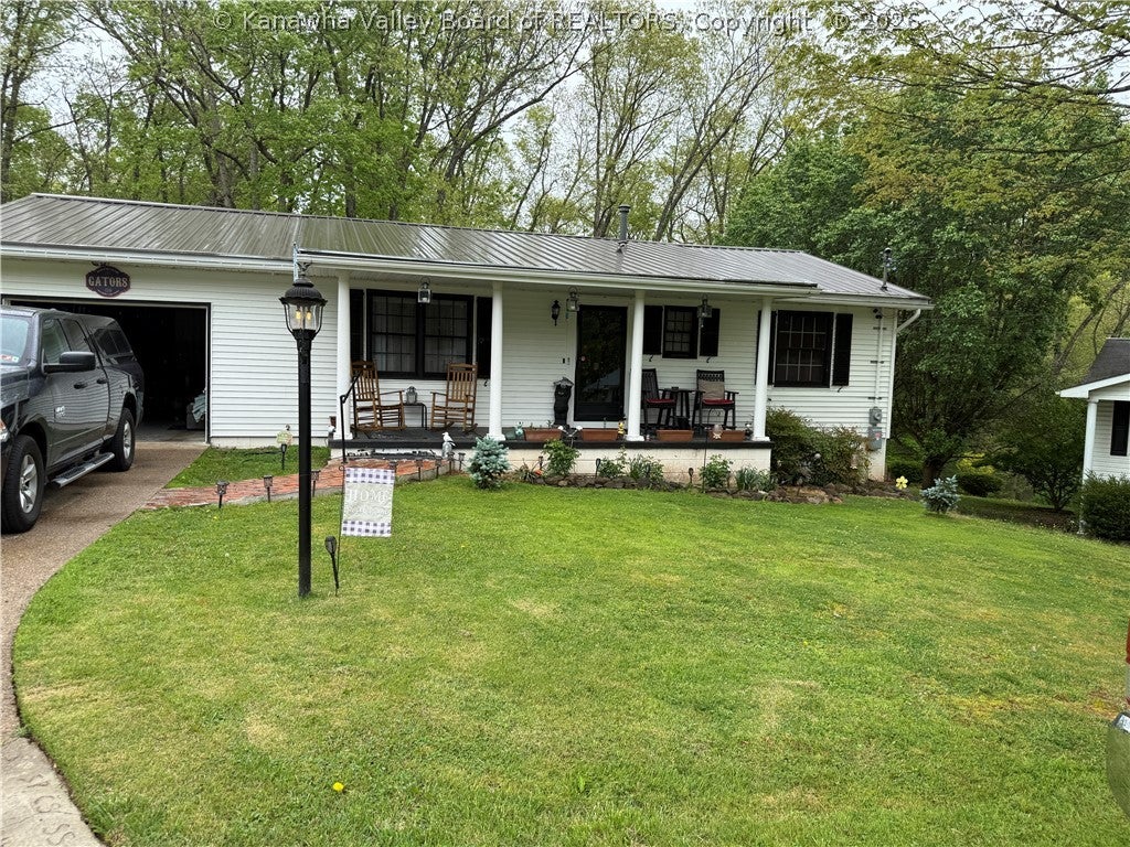33 Edgewood Lane — photo