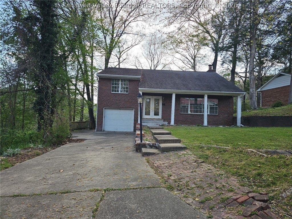 60 Woodland Drive — photo