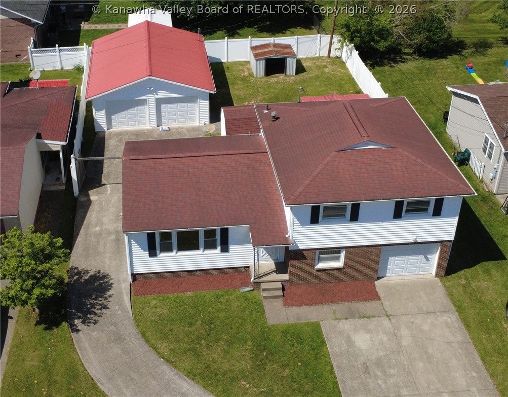 38 Birkewood Road — photo