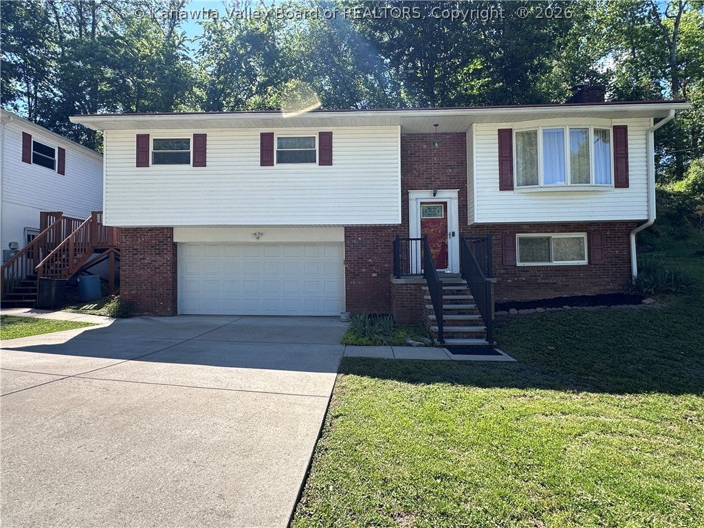 1003 Lynn Oak Drive — photo