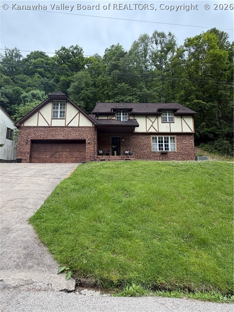 556 Hidden Valley Road — photo