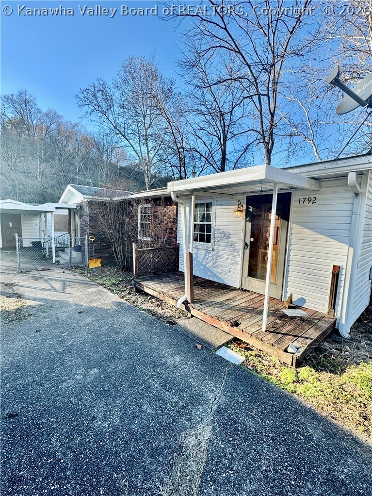 1355 Glenwood Road — photo