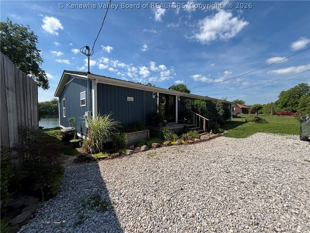 120 Whittbury Lane — photo