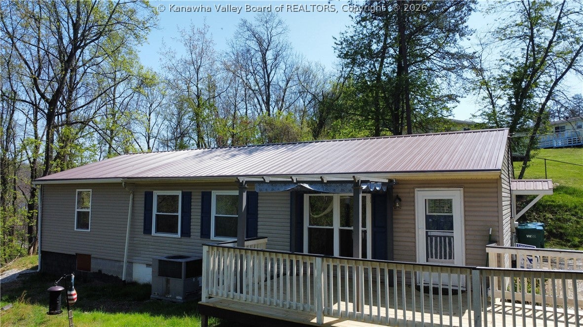 322 Grandview Drive — photo