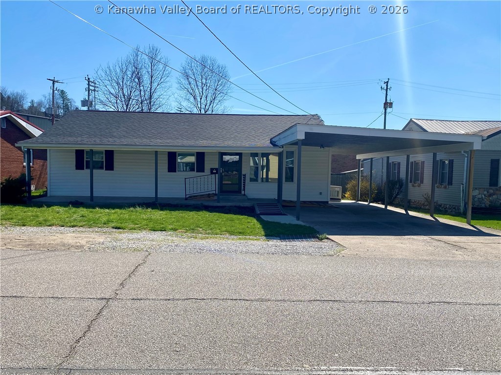 357 3rd Avenue, Ripley, WV 25271