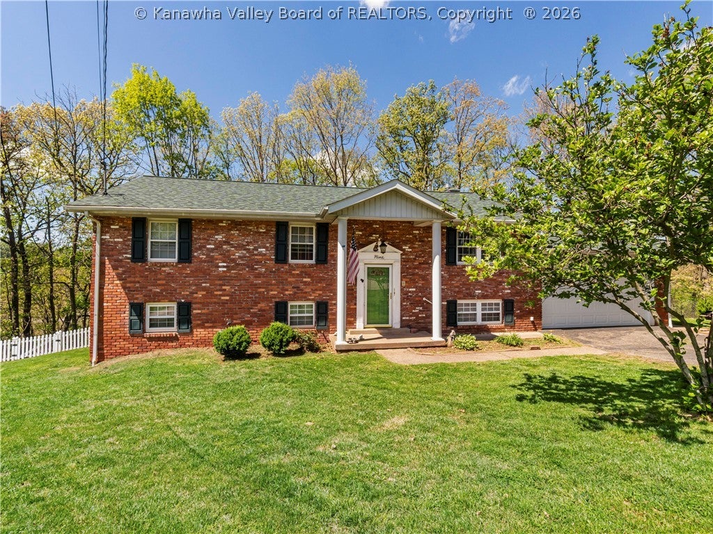 9 Brentwood Circle — photo